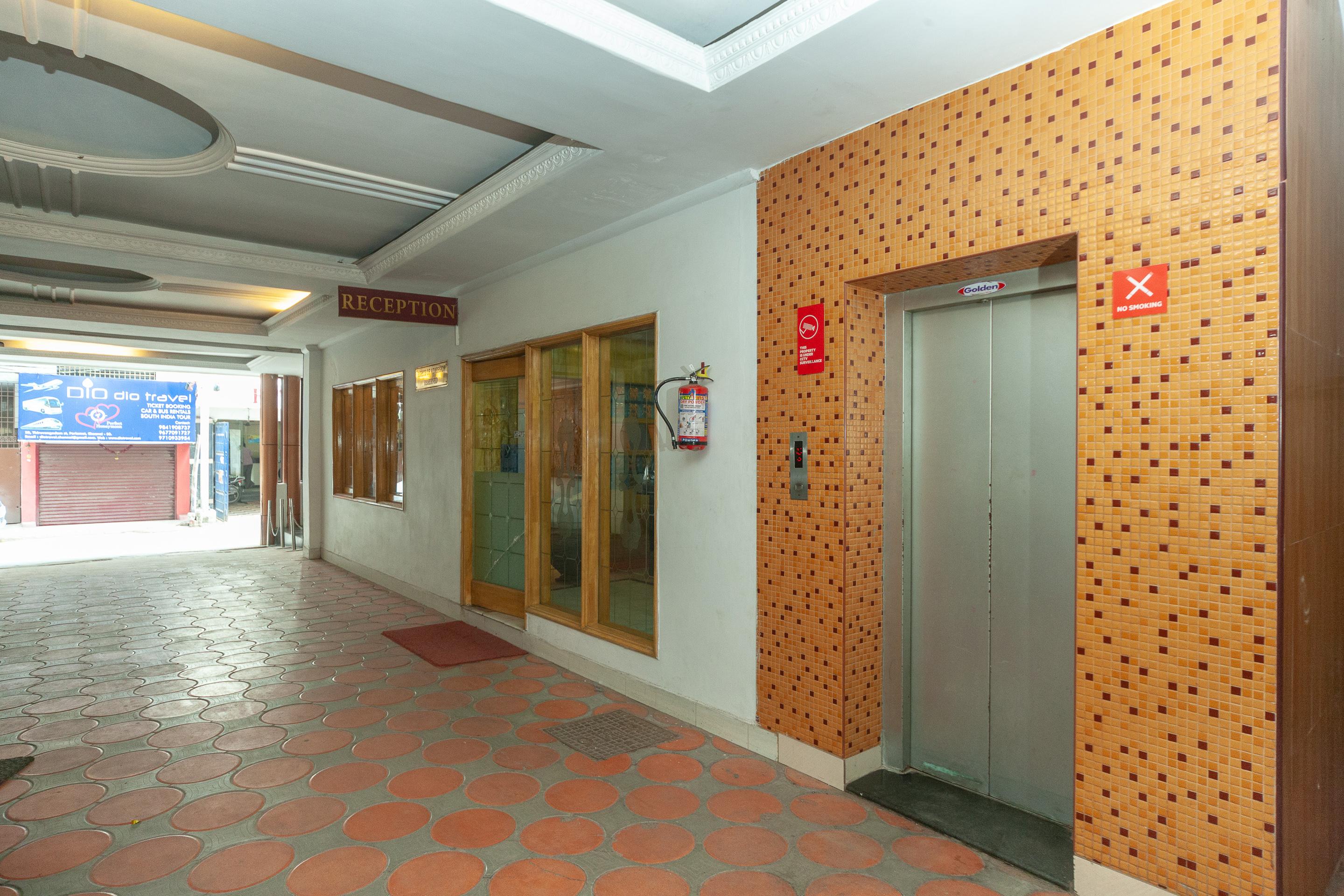 Fabexpress Marigold I Hotel Új-Delhi Kültér fotó